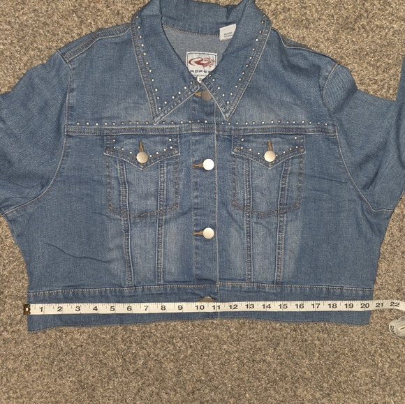 Vintage Roper XL Denim Shorty Jacket with Silver Stud Work on Front/Back/Cuffs - Picture 14 of 14